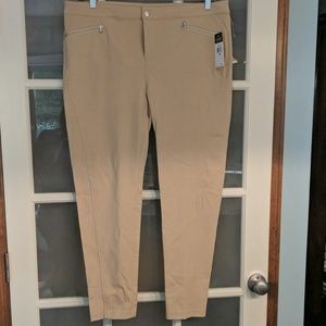 Ralph Lauren Pants - Ralph Lauren tan pants Ralph Lauren Pants - Ralph Lauren tan pants